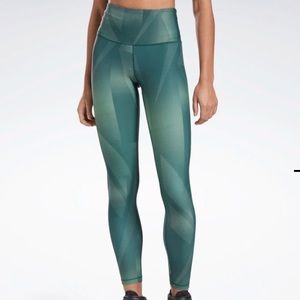 Reebok Lux Bold High-Rise Vector Block Tights XS